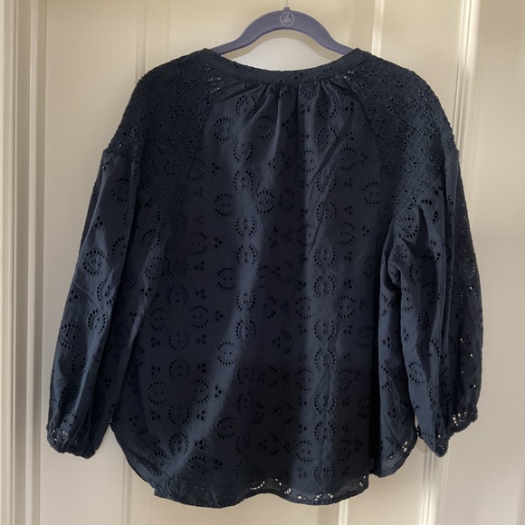 Splendid Taylor Eyelet Cotton Top.   Navy Size Small - Picture 4 of 7